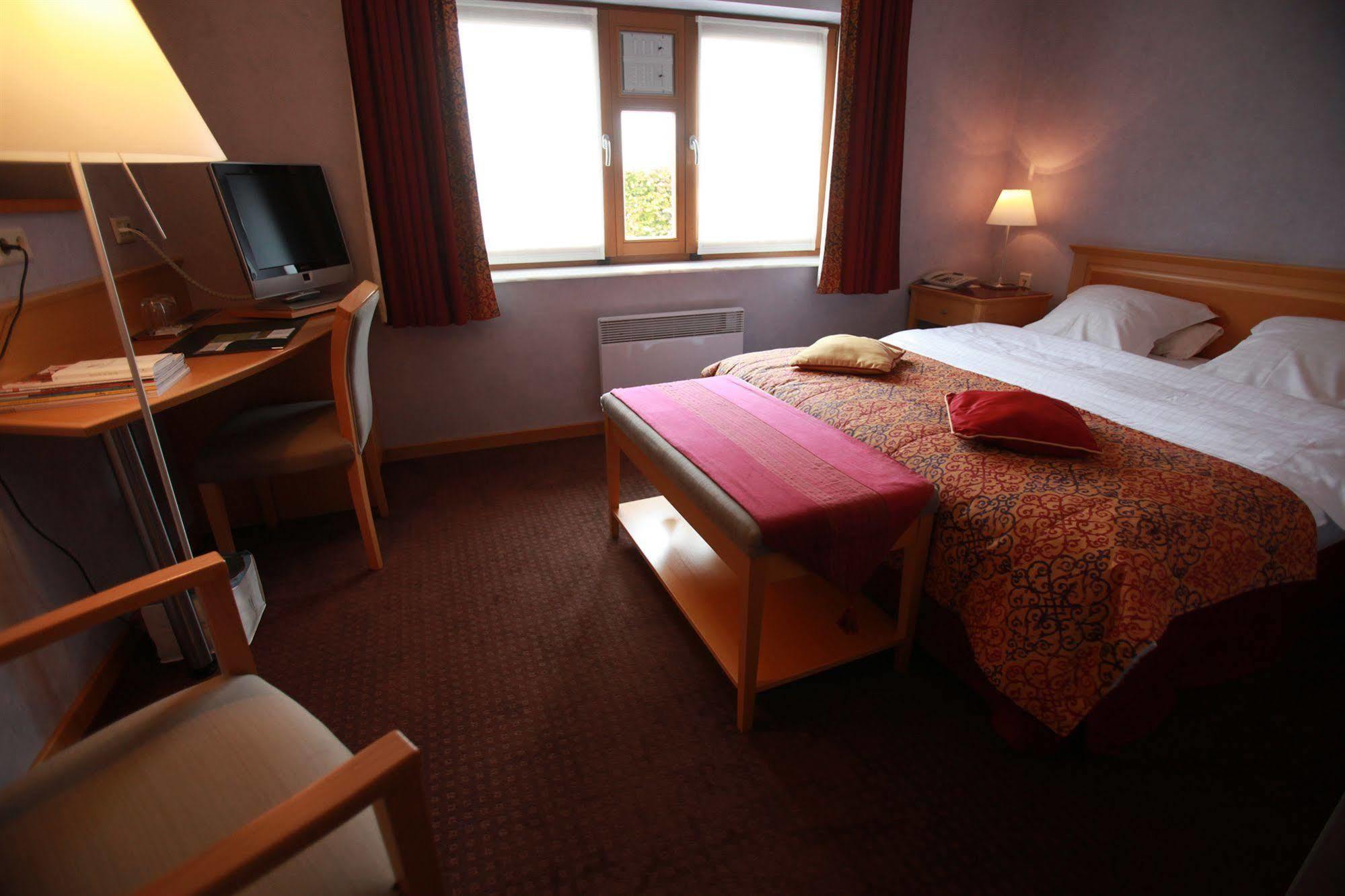 Hostellerie Du Peiffeschof, The Originals Relais Arlon Exterior photo